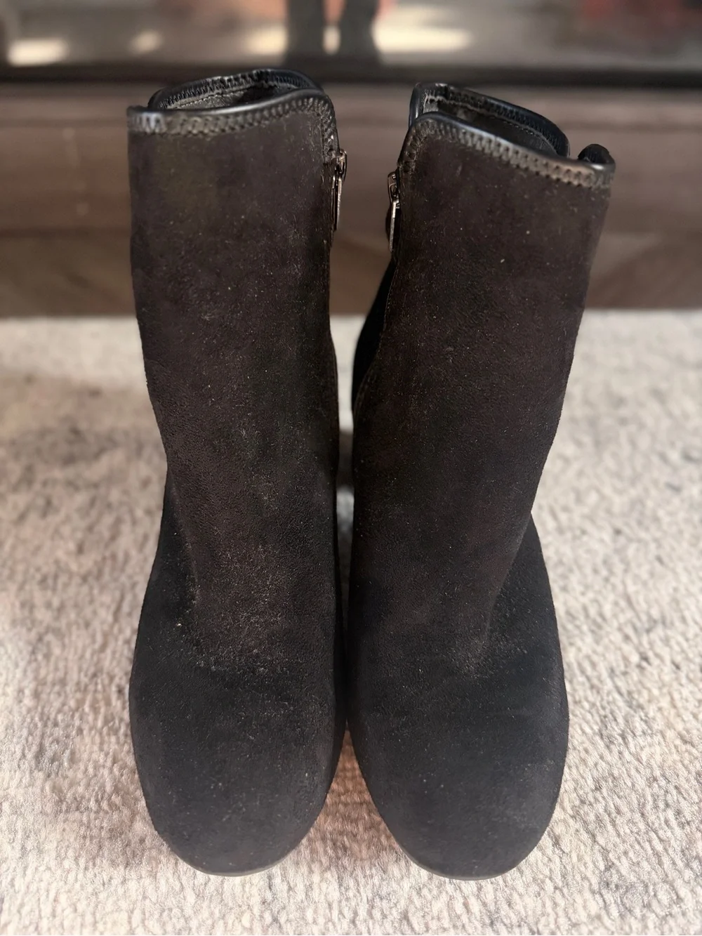Women’s Black Ankle Booties Size 7 Buckle Block Heel Side Zip